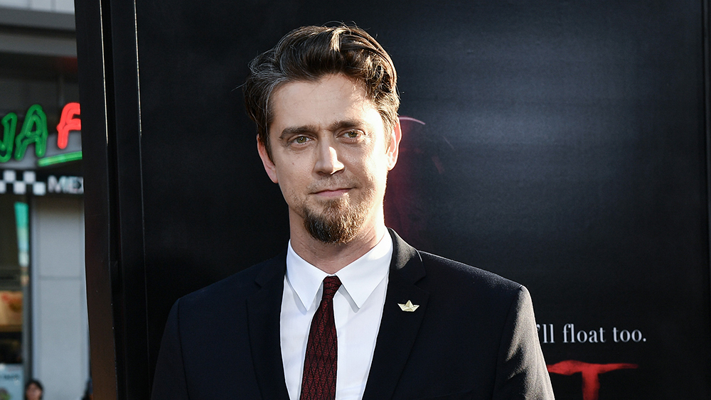 Masih dengan kru yang sebagian besar sama